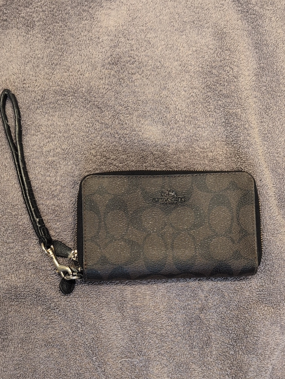 Coach Black Signature Zip-Around Wristlet
